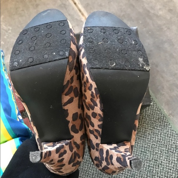 Leopard Print Heels - Picture 3 of 4